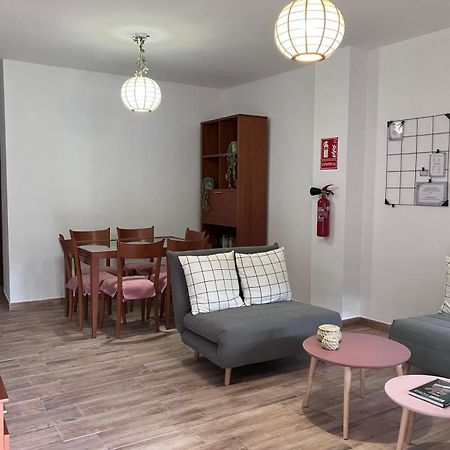 Apartamento Las Campanitas Nunomoral Luaran gambar