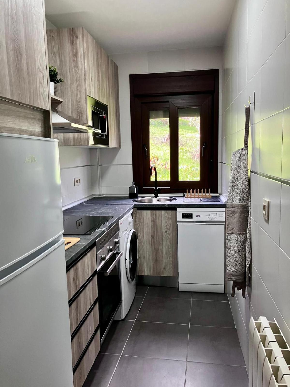 Apartamento Las Campanitas Nunomoral Luaran gambar